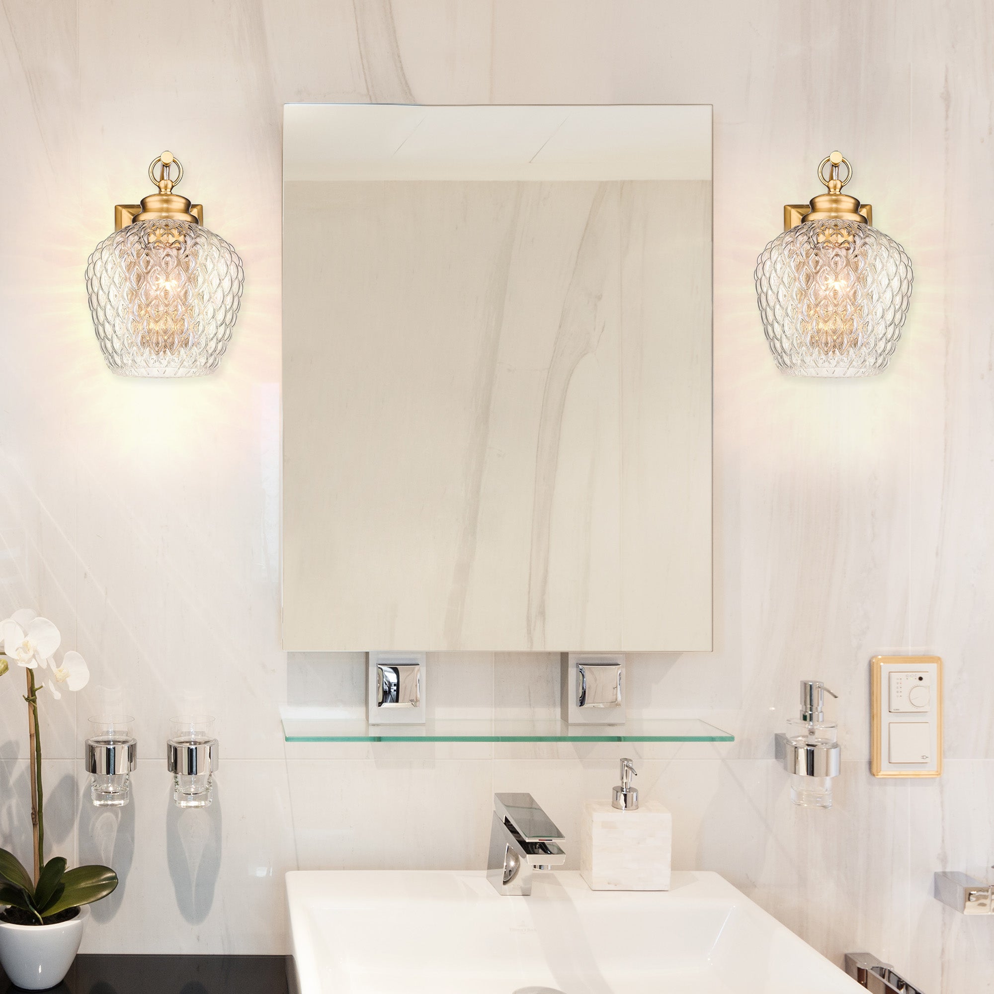 Golden Lighting Adeline 1-light Wall Sconce in Modern Brushed Gold - - Golden Lighting