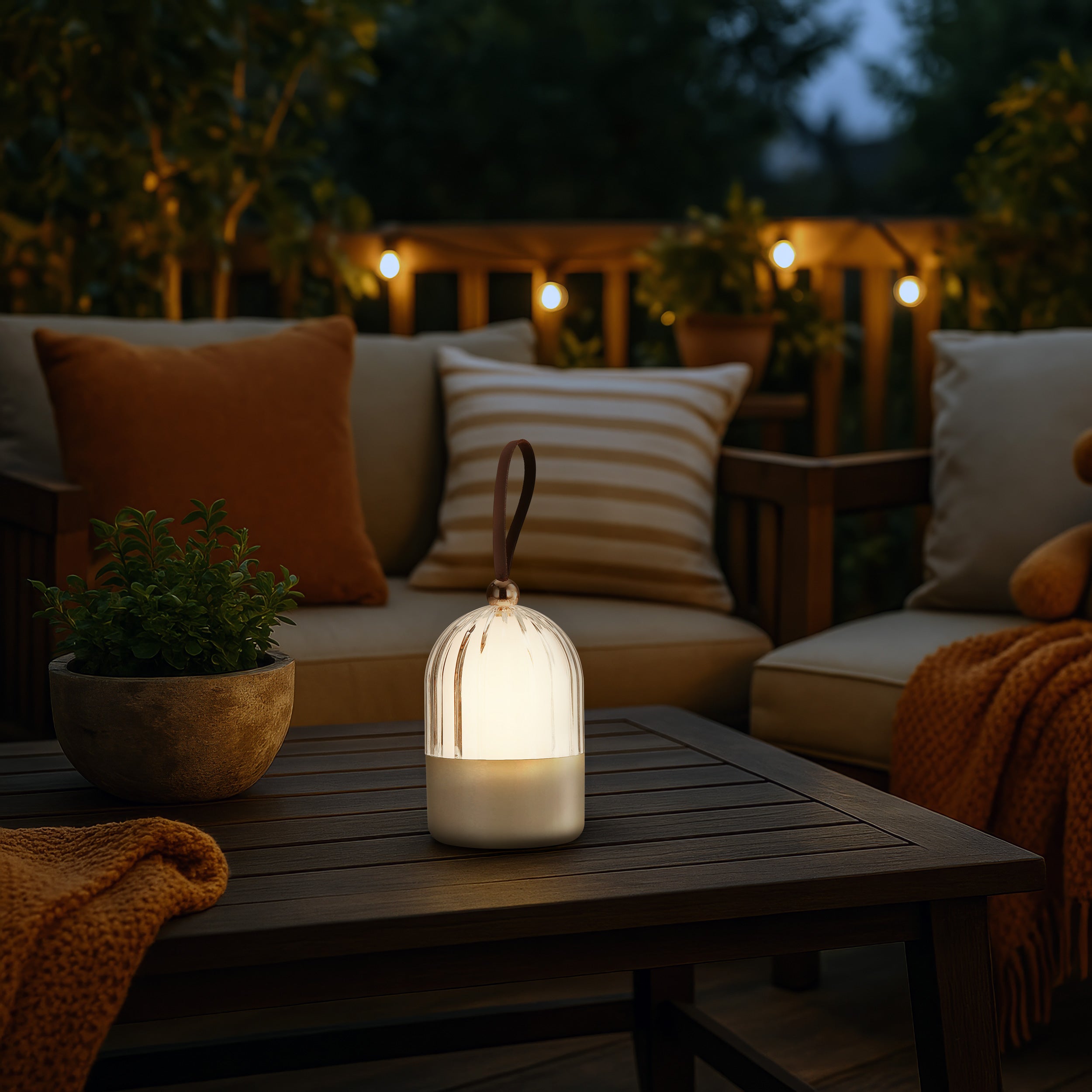 Wry Lighting Lunari Integrated LED Table Lamp in Matte White - - Golden Lighting
