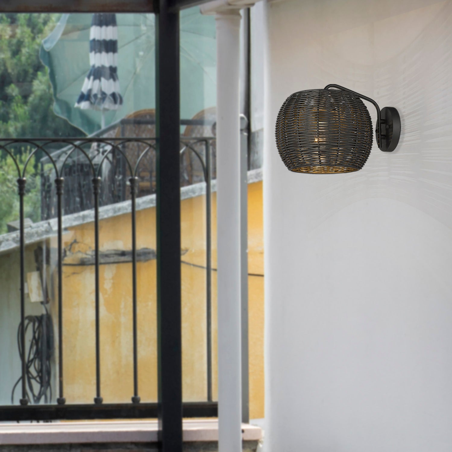 Golden Lighting Vail 1-light Outdoor Wall in Natural Black