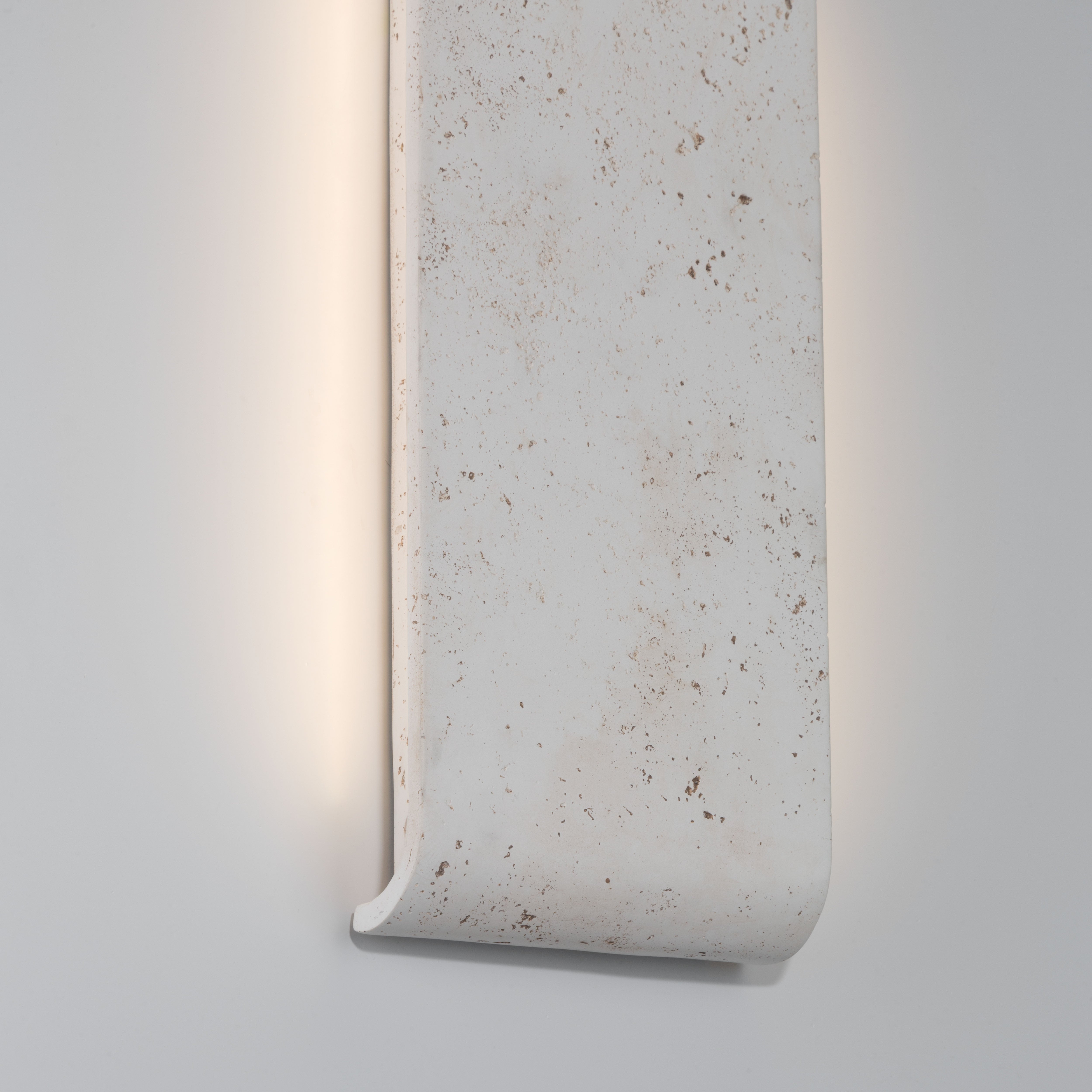 Golden Lighting Stela Integrated LED 16in Outdoor Wall in White Travertine - - Golden Lighting