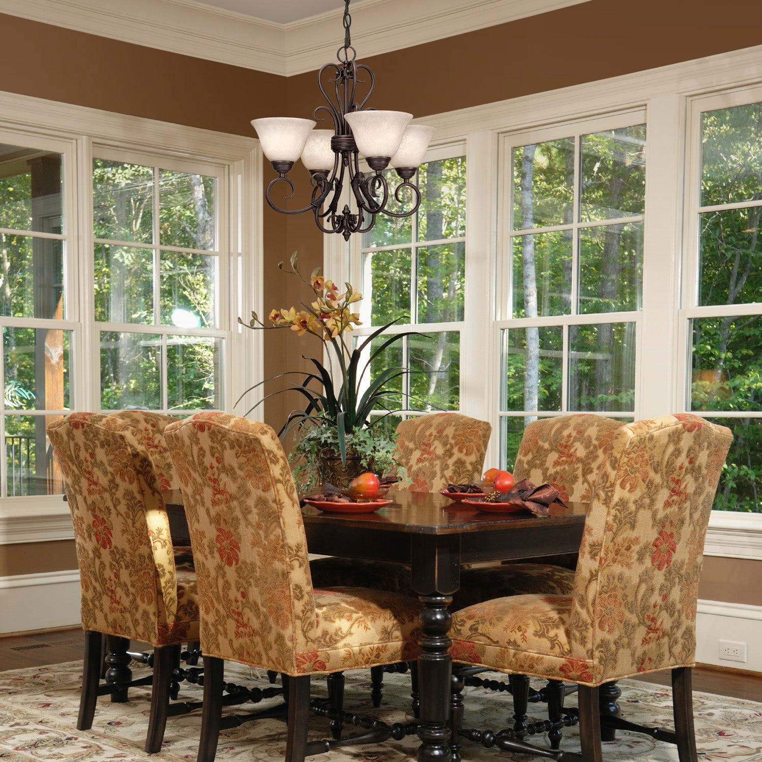 Homestead 4-light Chandelier in Rubbed Bronze