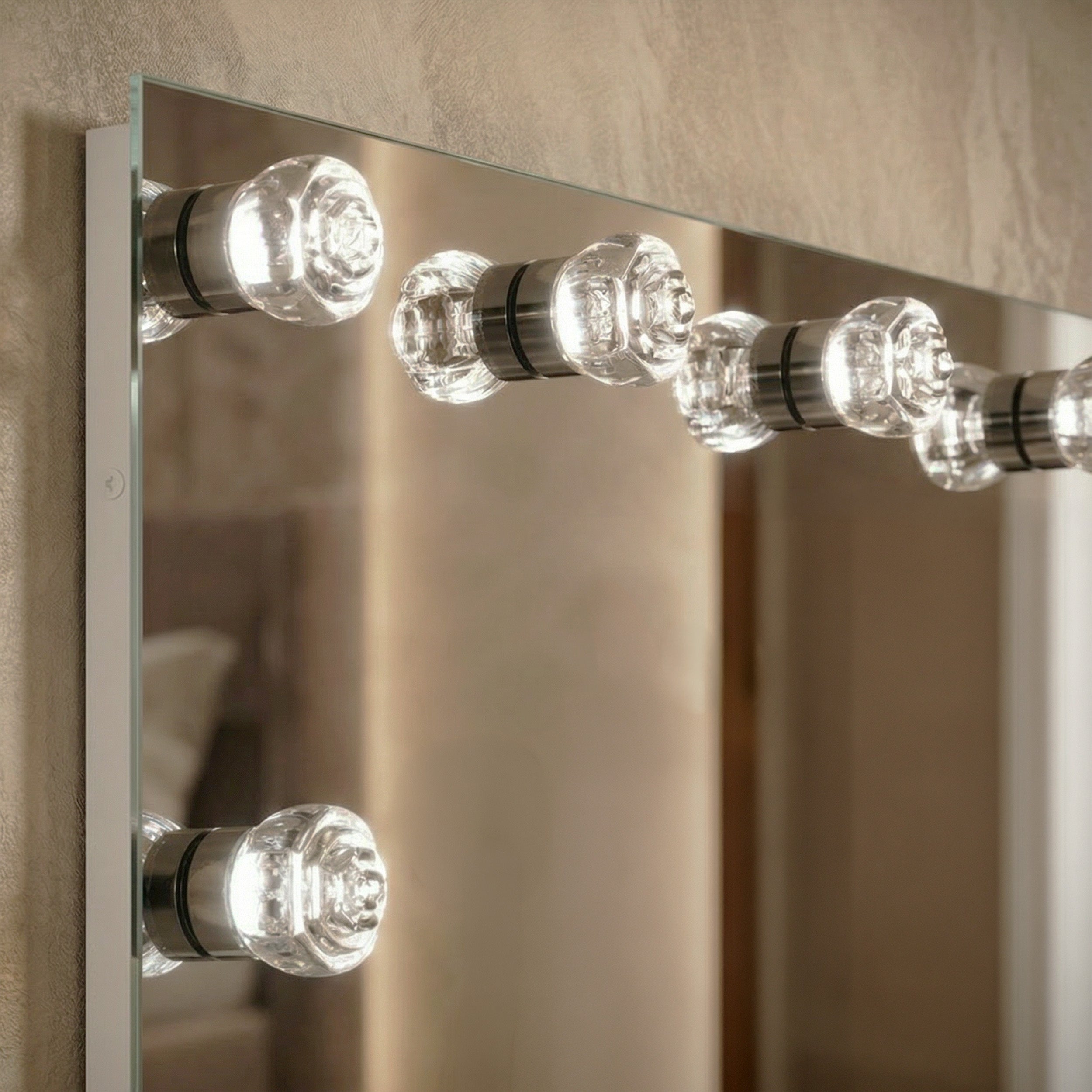 Starlight LED 30in Mirror with Glass Rose Diffusers