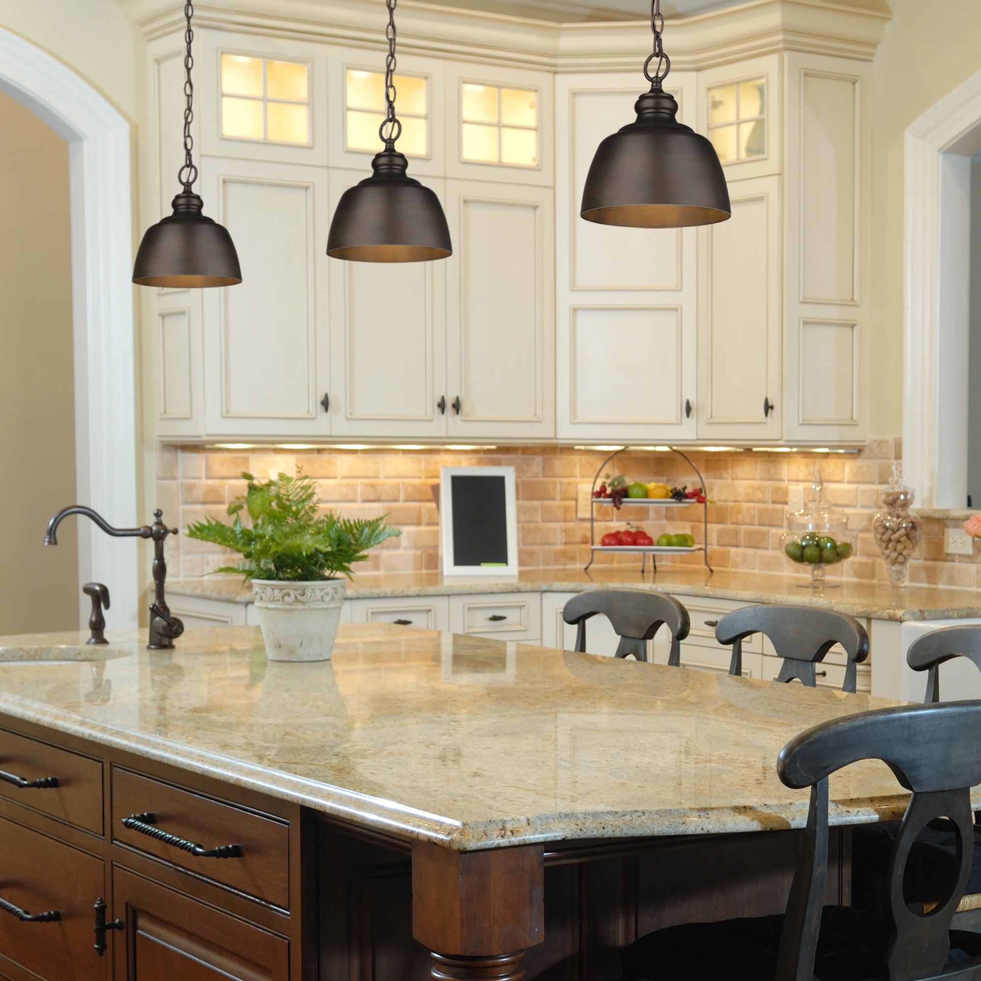 Holmes 1-light Pendant in Rubbed Bronze