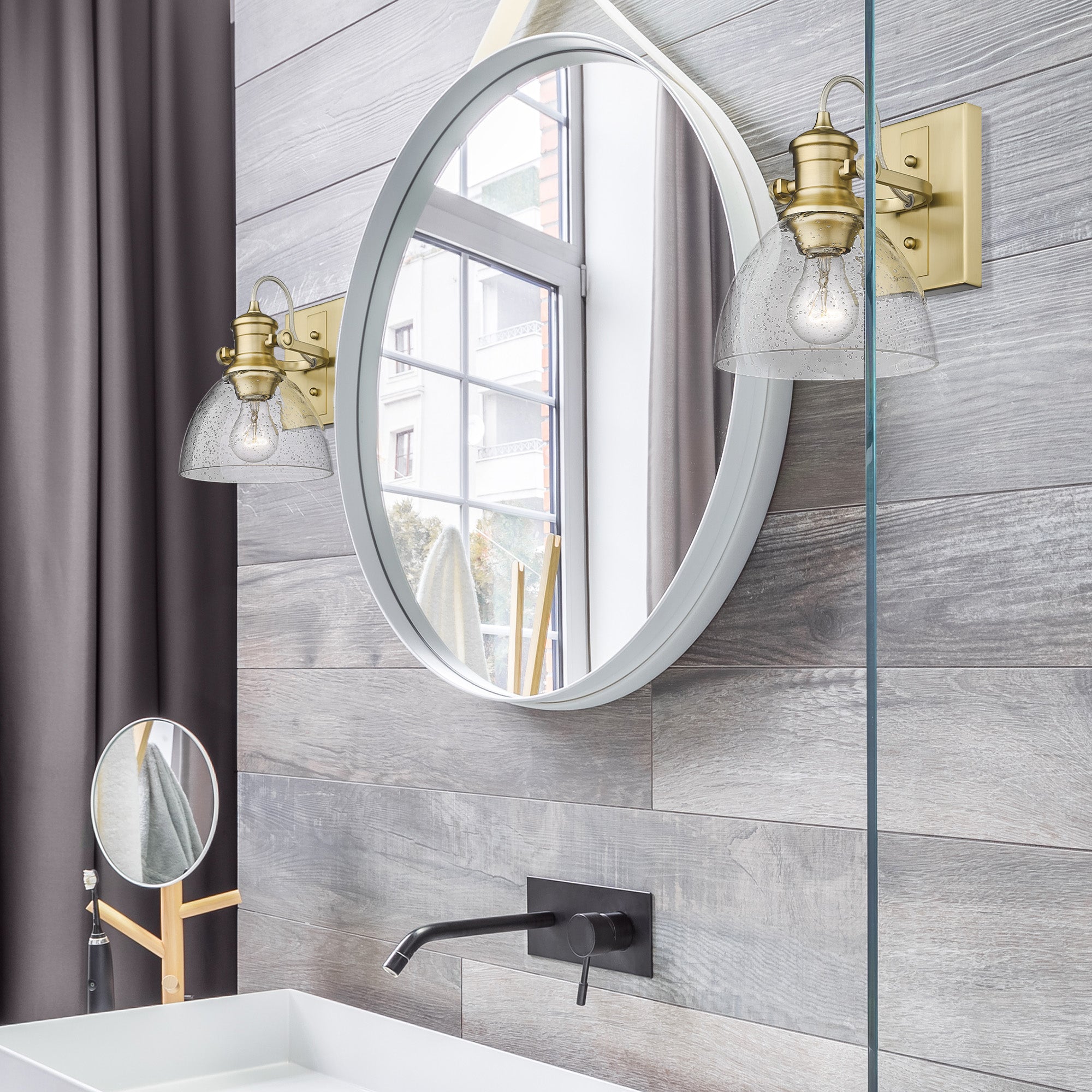 Hines BCB 1 Light Bath Vanity in Brushed Champagne Bronze with Seeded Glass Shade - Incandescent,Type A / 1 x 60W(M) / 6.875"W x 8.75"H x 8.25"E - Golden Lighting