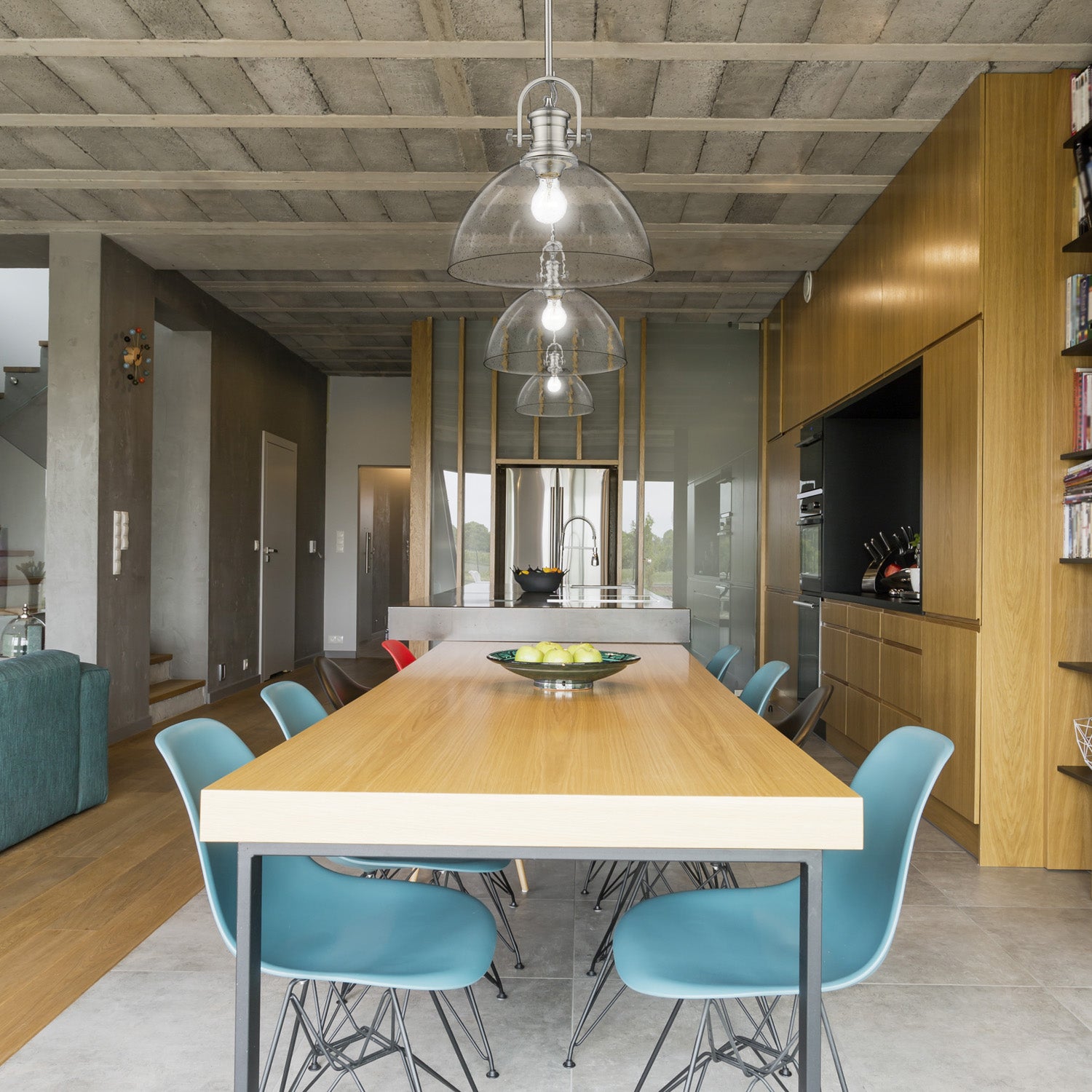 Yep by Golden Lighting Hines 1-light 14in Pendant in Pewter and Seeded Glass