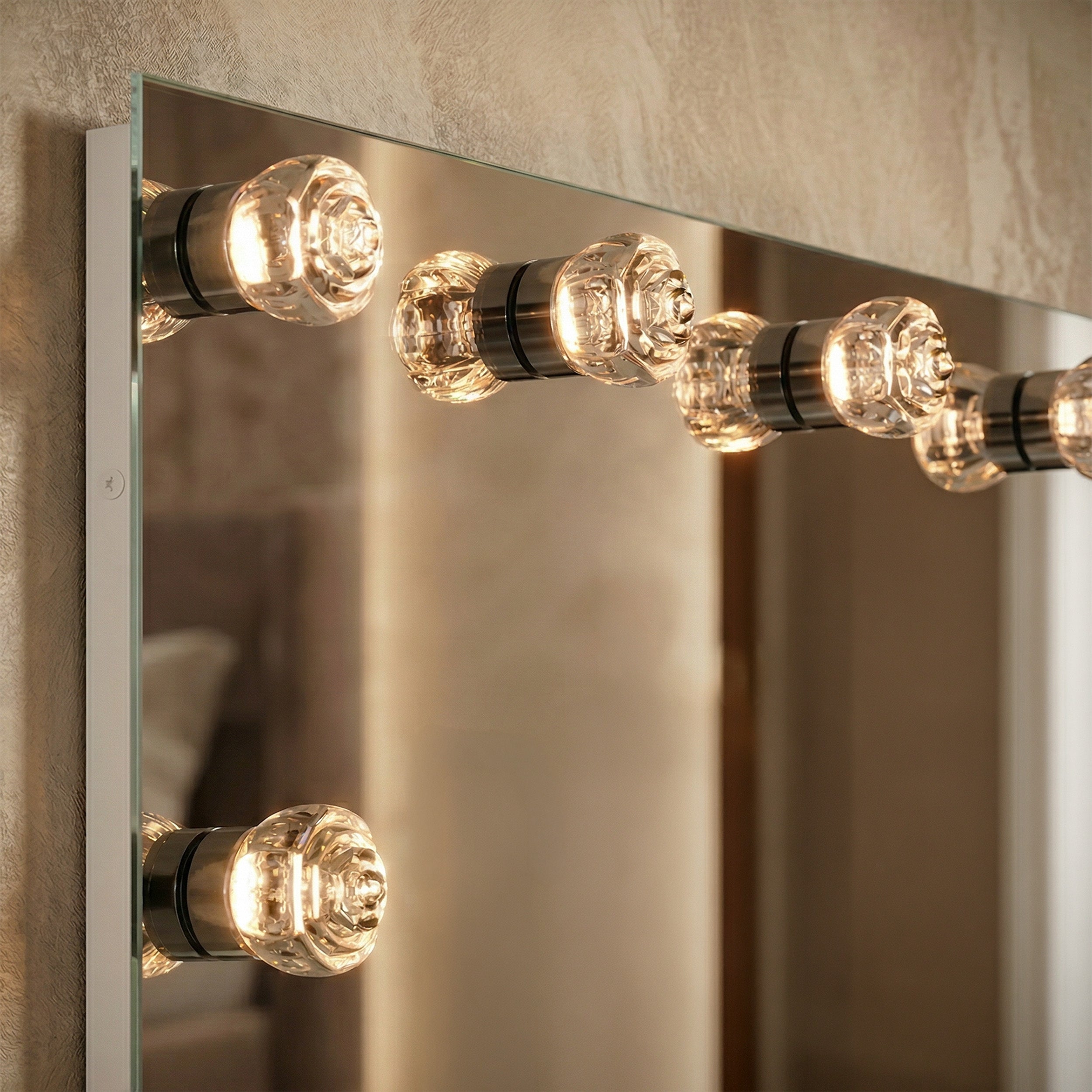 Starlight LED 30in Mirror with Glass Rose Diffusers